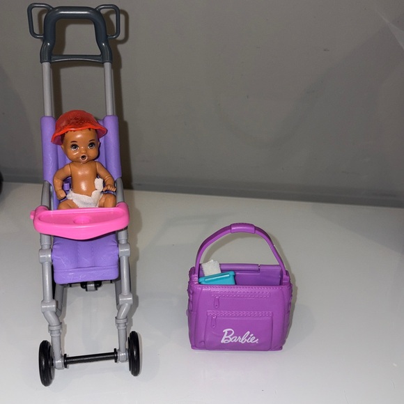 Barbie bundle ) - Picture 4 of 5